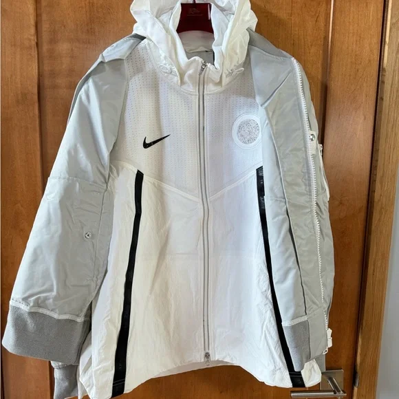 NIKE x SACAI Layered Bomber Jacket CV5732-097 Men's size XL